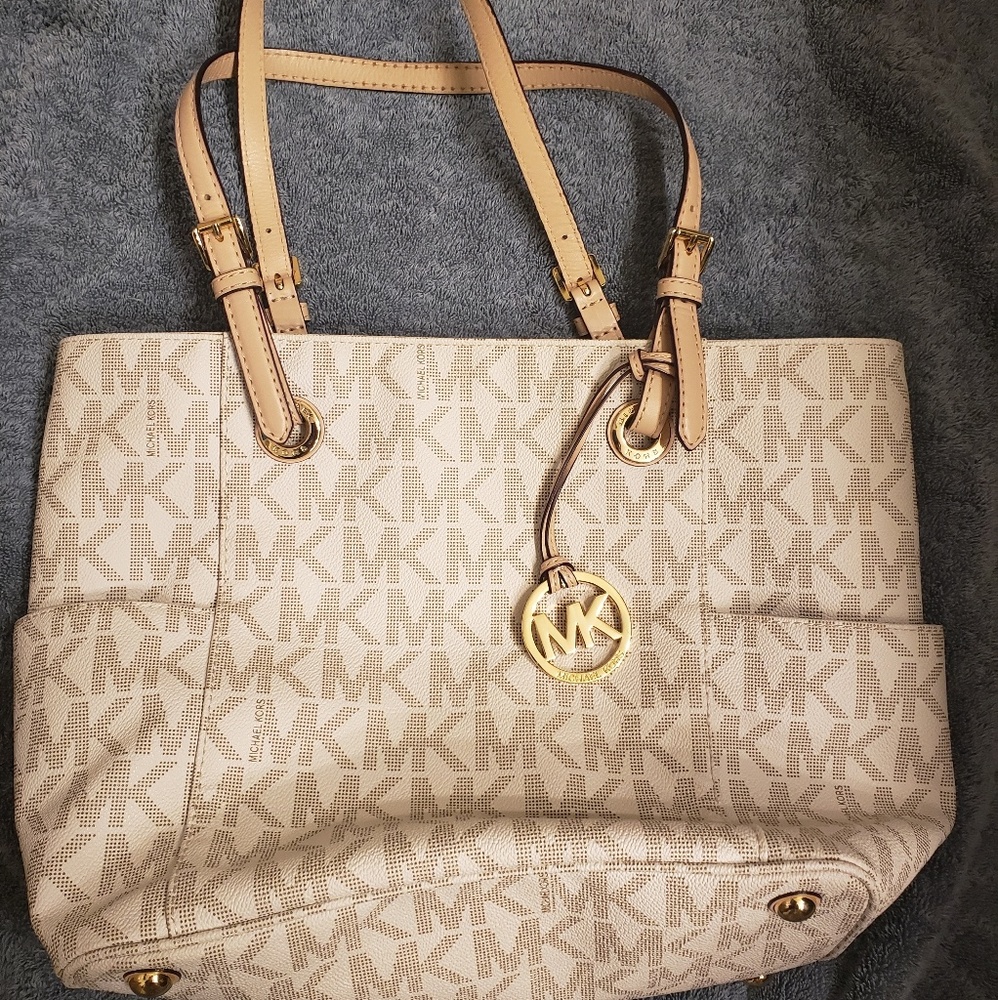 Michael Kohrs Vanilla Jet Set Signature Tote